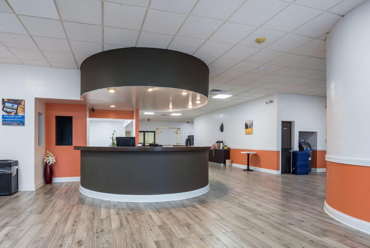 Hotel Oriskany מראה חיצוני תמונה